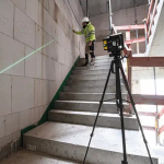 Samonivelační liniový křížový laser STABILA LAX500G 7-dílný SET 2x baterie CAS